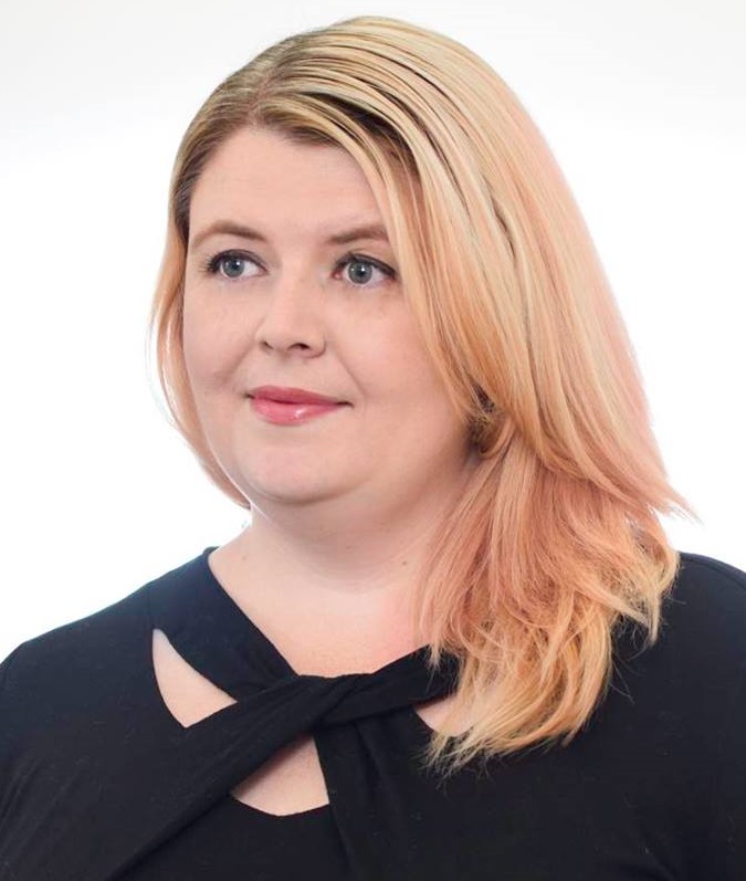 This image has an empty alt attribute; its file name is kim_barrett_-_cropped.jpg